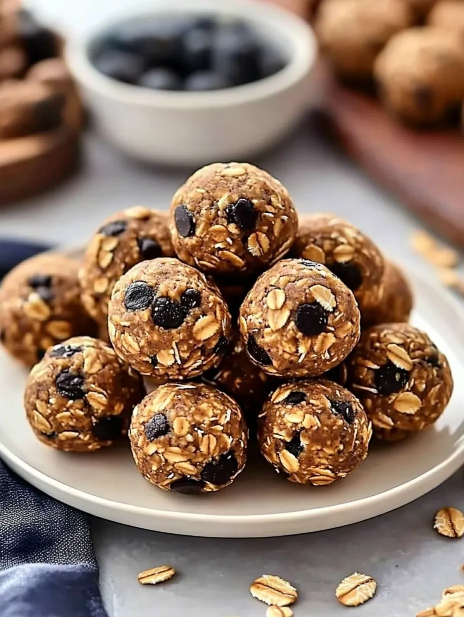 Easy Peanut Butter Oat Balls